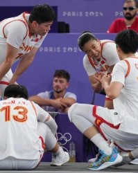 真人娱乐-中国三人女篮无缘四强！三大一小阵容背后的无奈